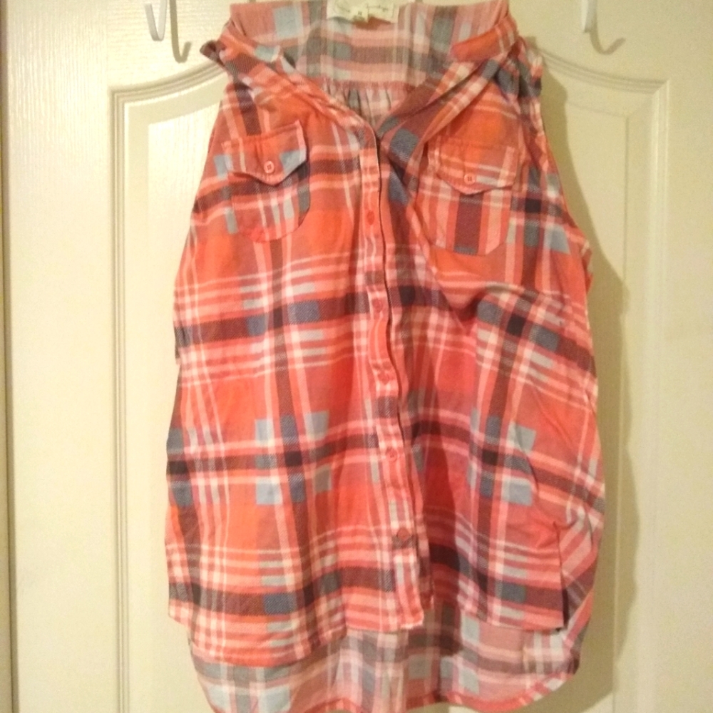 Sleeveless plaid flannel shirt